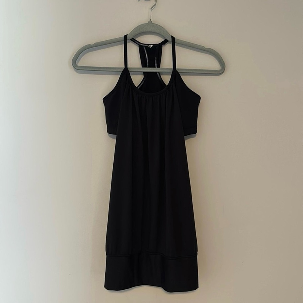 Lululemon Practice Freely Black Tank Size 8 Built In Sports Bra - Picture 2 of 7